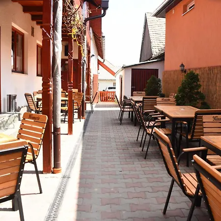 Bed & Breakfast Szepasszony Panzio Vlahita